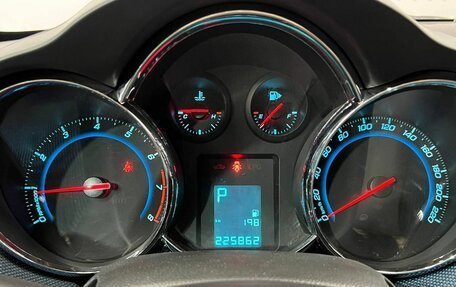 Chevrolet Cruze II, 2013 год, 939 000 рублей, 12 фотография
