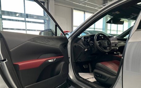 Lexus RX IV рестайлинг, 2023 год, 10 500 000 рублей, 10 фотография