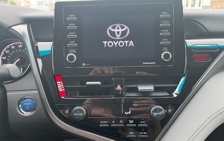Toyota Camry, 2021 год, 3 350 000 рублей, 19 фотография
