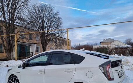 Toyota Prius, 2014 год, 1 450 000 рублей, 4 фотография