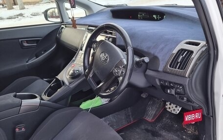 Toyota Prius, 2014 год, 1 450 000 рублей, 7 фотография