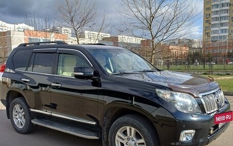 Toyota Land Cruiser Prado 150 рестайлинг 2, 2013 год, 3 400 000 рублей, 8 фотография