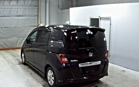 Honda Freed I, 2011 год, 850 000 рублей, 2 фотография