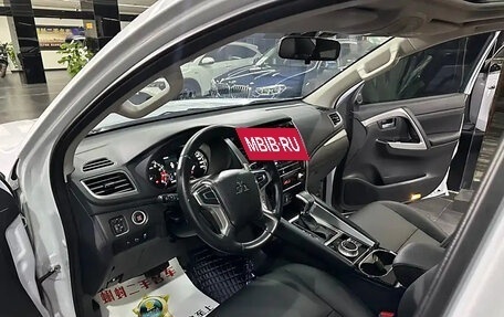 Mitsubishi Pajero Sport III рестайлинг, 2021 год, 3 400 123 рублей, 7 фотография