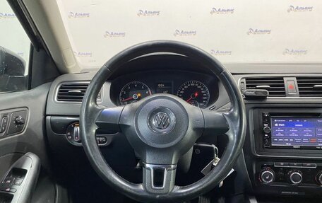 Volkswagen Jetta VI, 2011 год, 1 170 000 рублей, 8 фотография