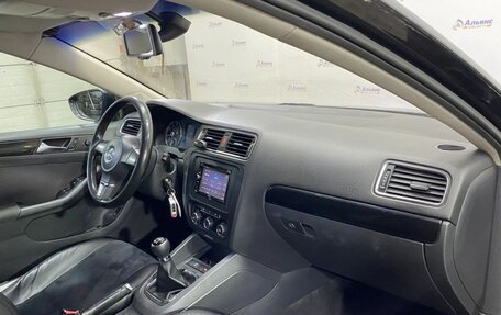 Volkswagen Jetta VI, 2011 год, 1 170 000 рублей, 27 фотография
