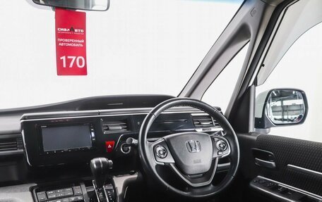 Honda Stepwgn IV, 2015 год, 2 125 000 рублей, 7 фотография