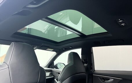 Audi Q8 I, 2023 год, 14 065 000 рублей, 13 фотография