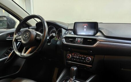Mazda 6, 2018 год, 2 259 000 рублей, 13 фотография