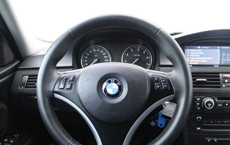 BMW 3 серия, 2007 год, 890 000 рублей, 16 фотография