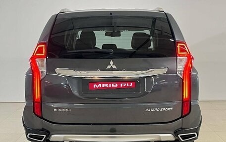 Mitsubishi Pajero Sport III рестайлинг, 2020 год, 3 950 000 рублей, 6 фотография