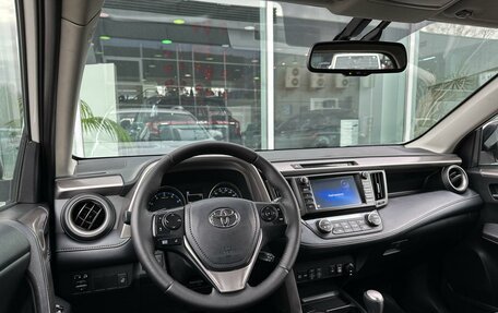 Toyota RAV4, 2019 год, 2 690 000 рублей, 6 фотография