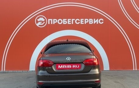 Volkswagen Jetta VI, 2012 год, 1 000 000 рублей, 6 фотография