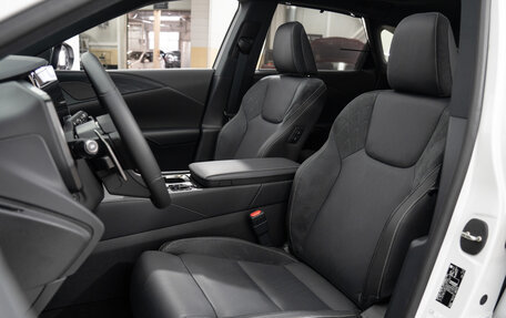 Lexus RX IV рестайлинг, 2023 год, 12 340 000 рублей, 13 фотография