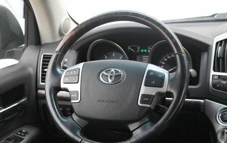 Toyota Land Cruiser 200, 2013 год, 4 490 000 рублей, 12 фотография