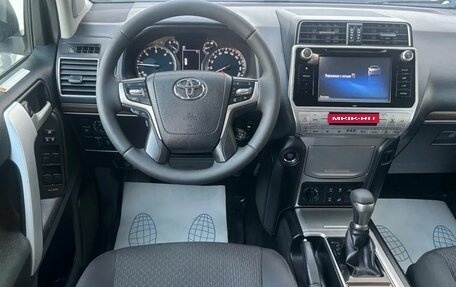 Toyota Land Cruiser Prado 150 рестайлинг 2, 2018 год, 5 199 000 рублей, 11 фотография