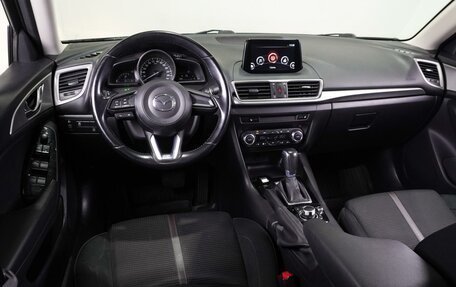 Mazda 3, 2017 год, 1 714 000 рублей, 6 фотография
