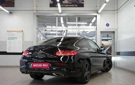 Mercedes-Benz C-Класс, 2018 год, 3 790 000 рублей, 2 фотография