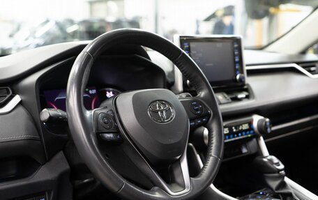 Toyota RAV4, 2020 год, 3 649 000 рублей, 12 фотография