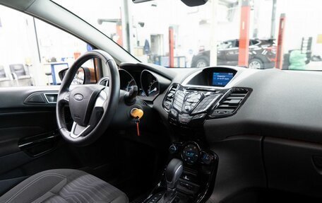 Ford Fiesta, 2015 год, 1 099 000 рублей, 18 фотография