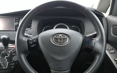 Toyota ISis I, 2011 год, 1 450 000 рублей, 12 фотография