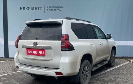Toyota Land Cruiser Prado 150 рестайлинг 2, 2017 год, 4 999 000 рублей, 3 фотография
