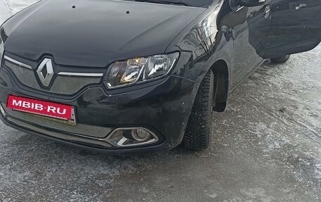 Renault Logan II, 2017 год, 1 150 000 рублей, 2 фотография