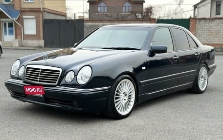 Mercedes-Benz E-Класс, 1997 год, 690 000 рублей, 11 фотография