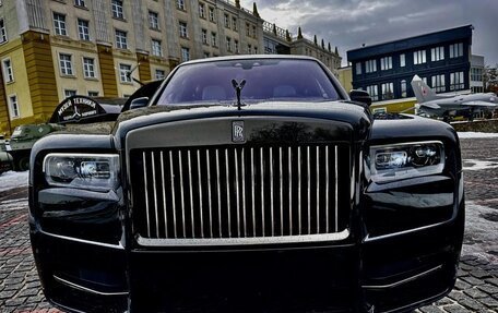Rolls-Royce Cullinan, 2024 год, 77 000 000 рублей, 6 фотография