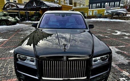 Rolls-Royce Cullinan, 2024 год, 77 000 000 рублей, 7 фотография