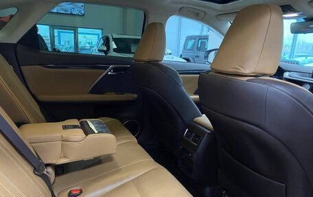 Lexus RX IV рестайлинг, 2017 год, 5 700 000 рублей, 15 фотография