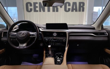 Lexus RX IV рестайлинг, 2017 год, 5 700 000 рублей, 13 фотография
