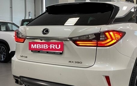 Lexus RX IV рестайлинг, 2017 год, 5 700 000 рублей, 25 фотография