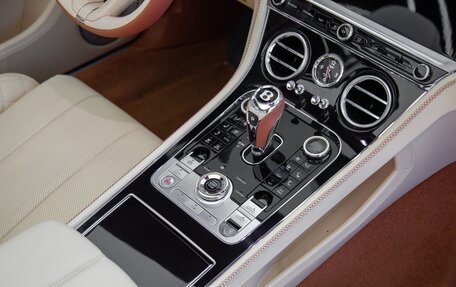 Bentley Continental GT III, 2022 год, 29 000 000 рублей, 12 фотография