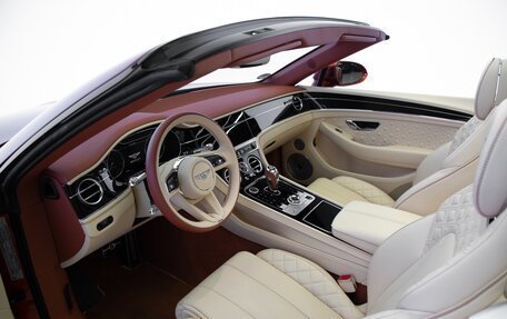 Bentley Continental GT III, 2022 год, 29 000 000 рублей, 7 фотография