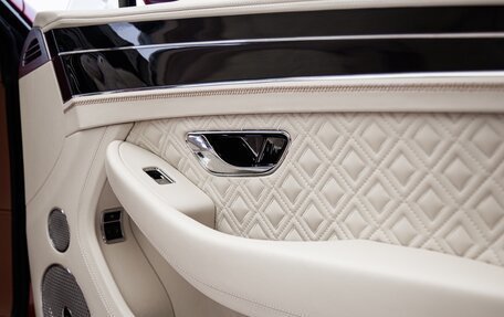 Bentley Continental GT III, 2022 год, 29 000 000 рублей, 16 фотография