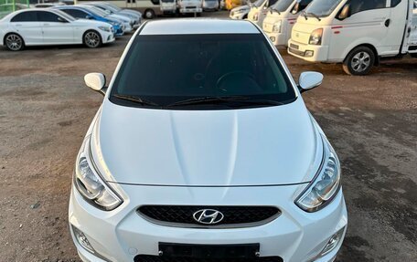 Hyundai Accent IV, 2019 год, 1 120 000 рублей, 3 фотография