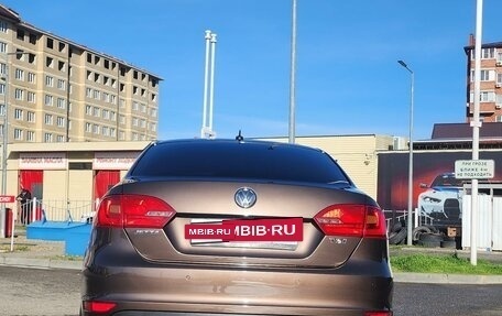 Volkswagen Jetta VI, 2011 год, 1 150 000 рублей, 3 фотография