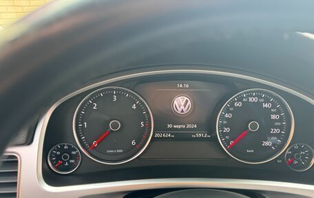 Volkswagen Touareg III, 2016 год, 3 200 000 рублей, 12 фотография