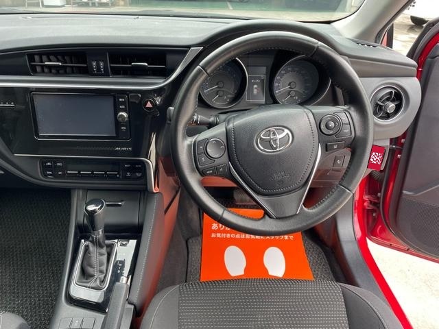 Toyota Auris II рестайлинг, 2018 год, 1 400 000 рублей, 9 фотография
