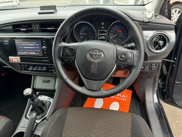 Toyota Auris II рестайлинг, 2018 год, 1 550 000 рублей, 10 фотография