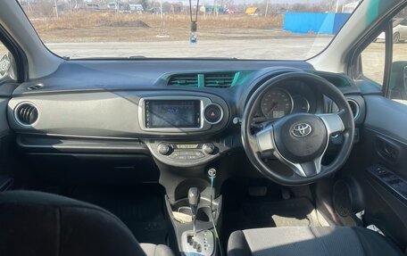 Toyota Vitz, 2012 год, 835 000 рублей, 8 фотография