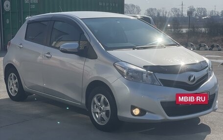 Toyota Vitz, 2012 год, 835 000 рублей, 5 фотография