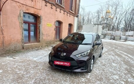 Toyota Yaris, 2020 год, 1 450 000 рублей, 16 фотография