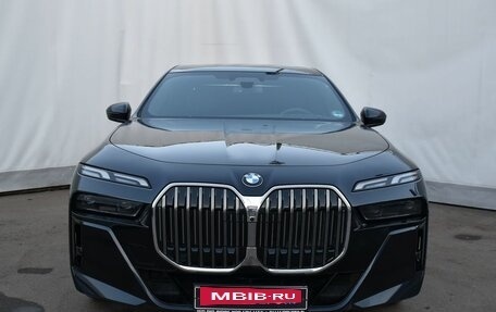 BMW 7 серия, 2023 год, 14 280 000 рублей, 2 фотография