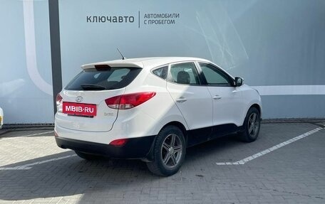 Hyundai ix35 I рестайлинг, 2013 год, 1 758 000 рублей, 3 фотография