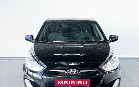Hyundai Solaris II рестайлинг, 2012 год, 819 900 рублей, 16 фотография