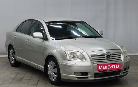 Toyota Avensis III рестайлинг, 2004 год, 3 фотография