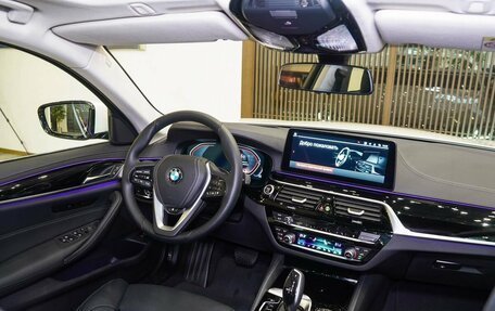 BMW 5 серия, 2023 год, 6 950 000 рублей, 20 фотография