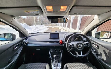 Mazda Demio IV, 2017 год, 1 129 000 рублей, 29 фотография